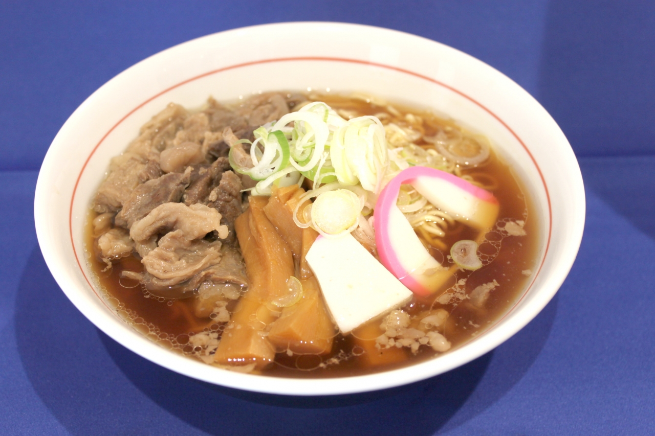 牛すじラーメン